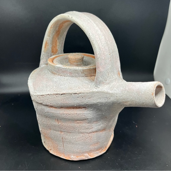 Terracotta fire wood cured teapot liquid holding vessel made better 1970/1982 - Picture 5 of 15